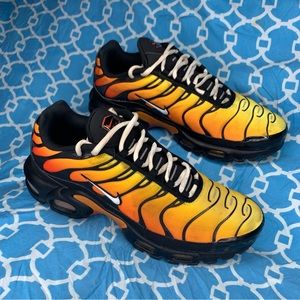 Nike Men’s size 9 Air Max plus OG Tiger stripe orange sunset running rare shoes